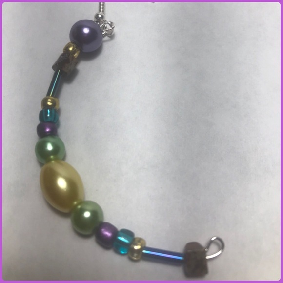 Earrings - Picture 3 of 5